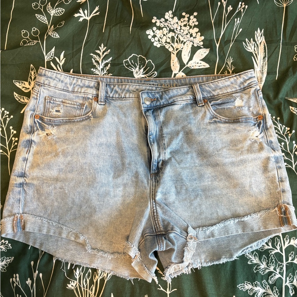 American Eagle Light Blue Cross button Mom Jean Shorts